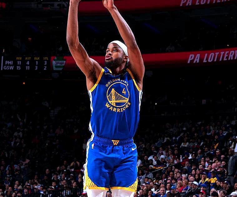 西蒙斯惊艳全场，库里助攻爆棚，狂砍50分逆转取胜！